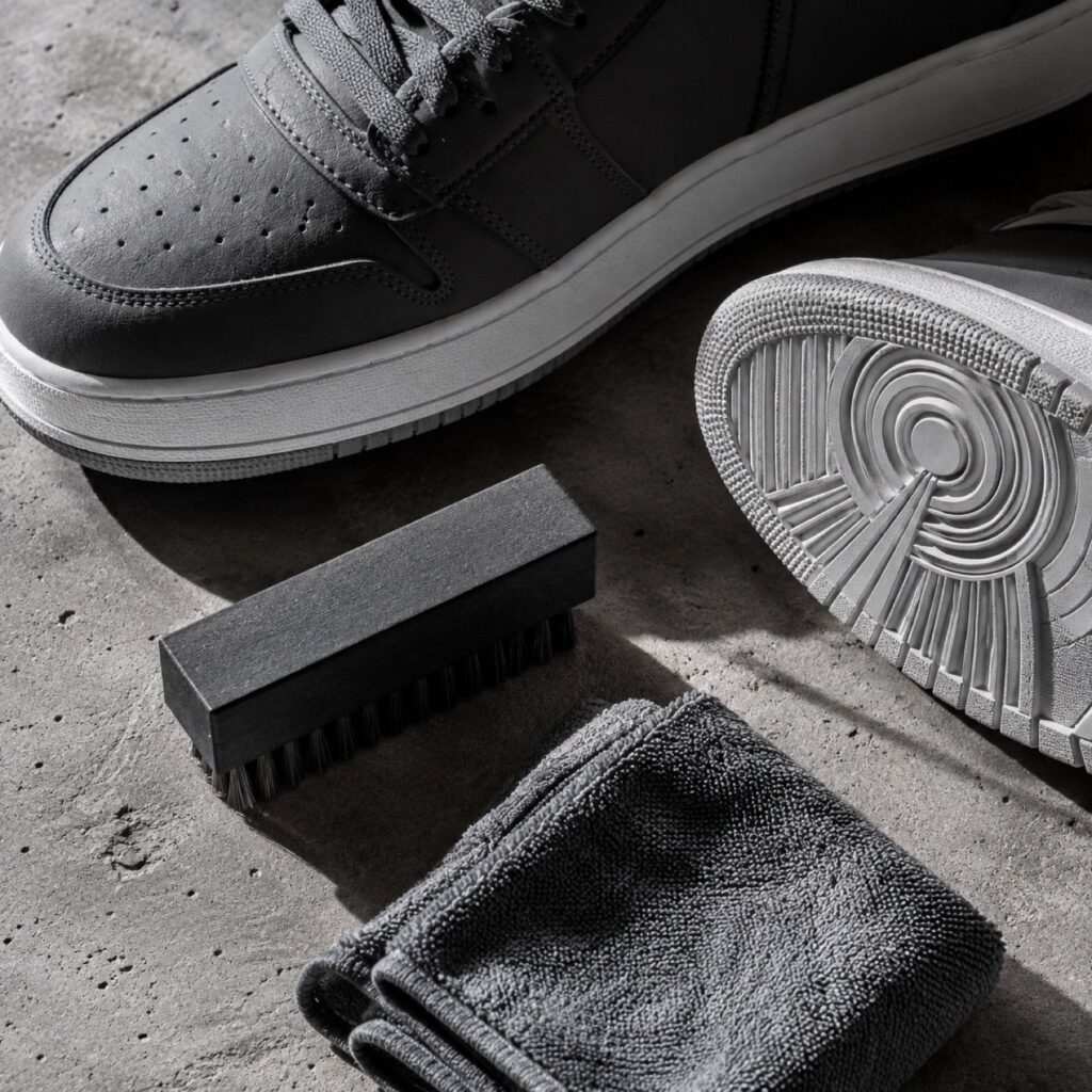 Beacon travel brush set — Care Kits by SH SNEAKERS. product photograph on a white background.