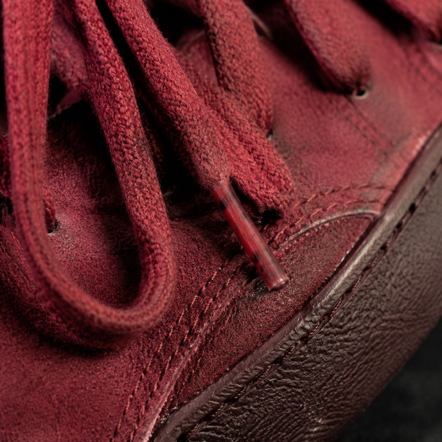 Northline reflective lace pair — Laces by SH SNEAKERS. close detail of the fabric and finish.
