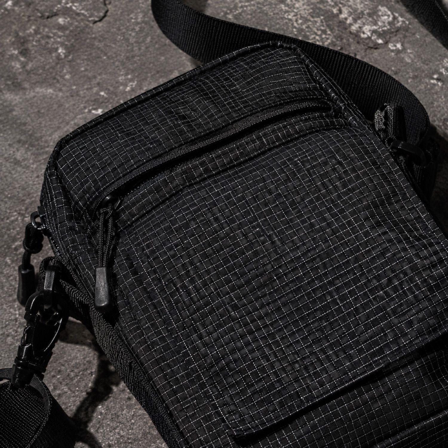Beacon drawcord dust bag — Sneaker Storage by SH SNEAKERS. close detail of the fabric and finish.